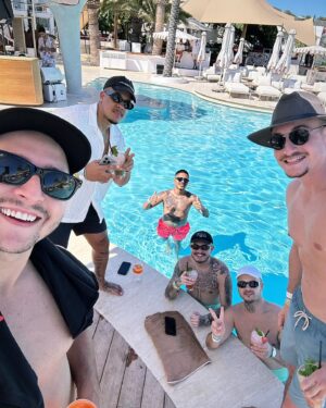 Matheus Crivella Instagram - Ibiza papi 🍒