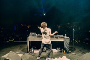 Matt Bennett Instagram - Honored, grateful, and amazed! This is my first time in Australia in 10 years (shout out to Camp Orange, if you know you know 😉) and I can already tell this is going to be one of the most amazing runs of shows I’ll have ever! New Zealand! Melbourne! Talk about bringing the energy! Thank you for making my first two shows shine! I’m so excited for Sydney, Brisbane, Adelaide, and Perth!