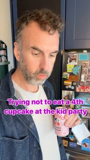 Matt Braunger Instagram - Sugar is a hell of a drug 

#dad #sugar #party #mattbraunger