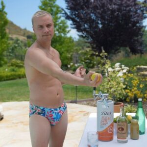 Matt Cutshall Instagram - It’s bikini season baby! ☀️ #ad @Titosvodka for the win. Visit titosvodka.com/can to order your own Tito’s in a Big Can* for fresh cocktails all summer long. All net proceeds go to charity ☺️