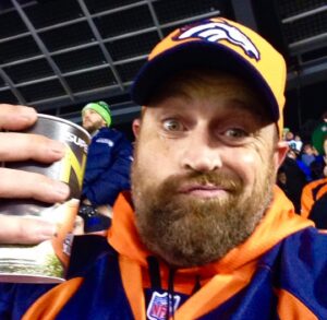 Matt Iseman Instagram - The one time I attended the SuperBowl when my @broncos took on the Seahawks. Before the game… then after they returned the second half kick off for a TD. Still, when your team is there, you gotta go. 

And, no, I missed our win in SB50.