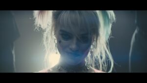 Matthew Libatique Instagram - Beautiful, complicated and some say crazy Harley Quinn. @margotrobbie killed it! As did my talented friend and director @cathyyan @birdsofprey  @luxlighting @camtec_official #arrialexamini #cookeanamorphic