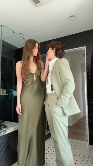 Mattie Westbrouck Instagram - rate our spring wedding outfits 🌱