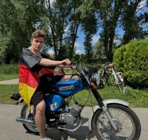 Max Herzberg Instagram - MEIWES