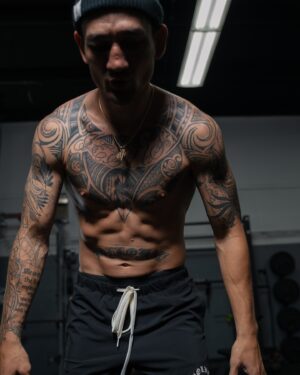 Max Holloway Instagram - Patiently waiting. #blessedexpress