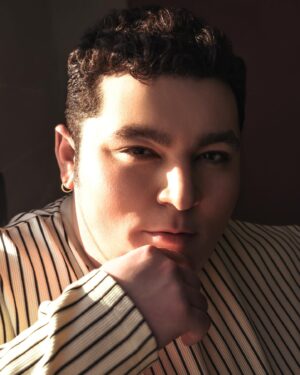 Max Talisman Instagram - Birthday vibes to the Max ✨🎂☀️
Photo by @tommy_flanagan 
Styling by @styledbyambika 
Grooming by @serranostudiosla
