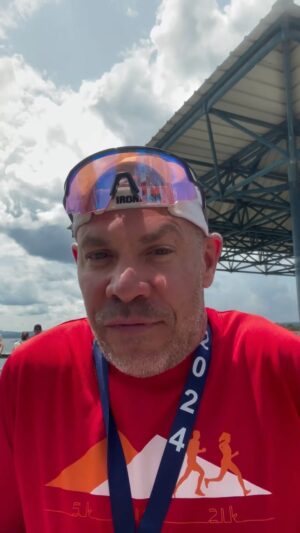 Maxim Martin Instagram - Premier DNF en 30 triathlons… et tout une belle leçon de vie
@trimemphre 
🏊‍♂️🚵🏃🏻