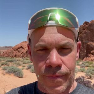 Maxim Martin Instagram - Ironman St-George, Utah🇺🇸:
Moins de 48h…
Petit partage du dernier album des Les Cowboys Fringants qui est ma source de motivation dans mon entraînement 
#fuckingmomentpresent et rien d’autre!