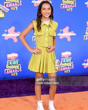 Maya Le Clark Instagram - Thanks for the dream style team for making this classic #nickelodeon look happen for my first ever hosting gig! So much fun! ⚡️

Stylist| @styledbyambika 
Set| @ow.collection 
Rings| @misho_designs @sifjakobsjewellery @nottejewelry
Necklace & Earrings & Bracelet| @coeur_de_lion_jewelry
Purse| @julianandjuliet

Makeup| @_dreadiaz_
Hair| @jaysonmedinahair