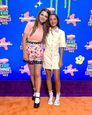 Maya Le Clark Instagram - Thanks for the dream style team for making this classic #nickelodeon look happen for my first ever hosting gig! So much fun! ⚡️

Stylist| @styledbyambika 
Set| @ow.collection 
Rings| @misho_designs @sifjakobsjewellery @nottejewelry
Necklace & Earrings & Bracelet| @coeur_de_lion_jewelry
Purse| @julianandjuliet

Makeup| @_dreadiaz_
Hair| @jaysonmedinahair