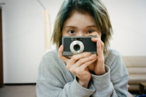 Mayu Matsuoka Instagram - #100万人ありがとう記念
②

これは何色なのか

🟦🟢🟨