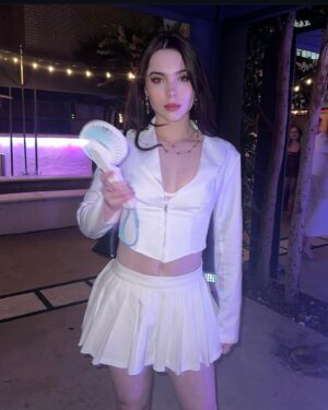 McKayla Maroney Instagram - Fan girl