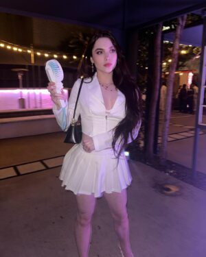 McKayla Maroney Instagram - Fan girl