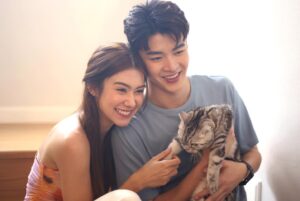 Meen Nichakoon Khajornborirak Instagram - ขอบคุณที่ให้โอกาสเล่นMV ฝังใจ ครับ✨