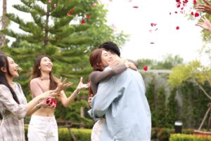 Meen Nichakoon Khajornborirak Instagram - ขอบคุณที่ให้โอกาสเล่นMV ฝังใจ ครับ✨