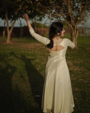 Meenakshi Dinesh Instagram - 🥀
📷 @_janakiy_