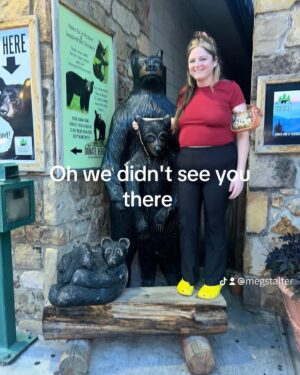 Megan Stalter Instagram - Solo trip after Greg left me and the kids got a sitter