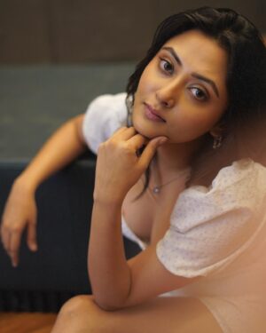Megha Chowdhury Instagram - One more round 🌩️

📸 @amitshelke