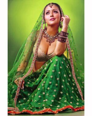 Megha Ghosh Instagram - ⚜️⚜️⚜️

𝐏h𝐨t𝐨g𝐫a𝐩h𝐲 𝐁y @ashok.kotian7 

🌸🌼🌸🌼𝗠𝗶𝘀𝘀 𝗬𝗼𝘂 𝗣𝗮𝗽𝗮🌼🌸🌼🌸😞💔

✵

✵

✵

✵

✵

✵

✵

#odisha #odisha_igers #odishagram  #kolkatareels #kolkatareels❤️❤️❤️ #kolkataphotography #kolkatafashionblogger #kolkatamodel #kolkatablogger #kolkatabloggerstyle😍❤️ #bengali #bengalifood #bengalicuisine #bengalifoodblogger #kolkatasutra #kolkatadiaries #MeghaGhosh ❤️‍🔥