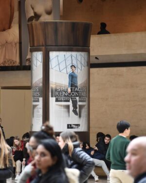 Mehdi Kerkouche Instagram - @emkadanceproject X @museelouvre ⚡️🏁💪🏻 🧘‍♀️ 
Et si on transformait le plus grand musée du monde en la plus grande salle de danse et de sport du monde ? 
Je vous donne rdv avec ces 4 coachs d’exceptions du 24 avril au 31 mai au musée du Louvre, avant l’ouverture de ces portes, pour un morning workout dont vous vous souviendrez toute votre vie : yoga avec @lauredary , dancehall avec @queensyblz , cardio avec @lemovedeleo et groove avec Salim Bagayoko, le tout au milieu des plus belles œuvres du musée 🥹
Billetterie ouverte très bientôt, retrouvez le lien pour recevoir la newsletter en bio 🫰🏻
ATTENTION : places très limitées 🫠🫠🫠
Ps : un an que j’attends de vous le dire 😭😭😭
📸 @hanna_pallot 
👗 @guillaumeboulez