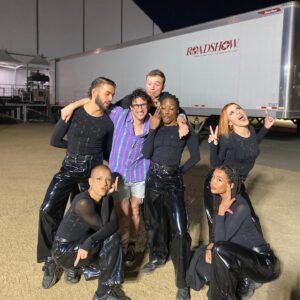 Mehdi Kerkouche Instagram - NINETYNANTE FIVE TOUR 🇺🇸 🇨🇦 
Merci la team c’était 🫣🔥🥹🫶🏻
#choreographerheureux