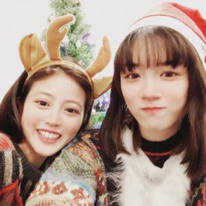 Mei Nagano Instagram - ・
メリークリスマス！
素敵なクリスマスを〜🎄
#気付いたら2年連続今田さん
#すごく軽めなクリスマス会
#来年はなにするかな
#インフルエンザ気をつけてくださいね