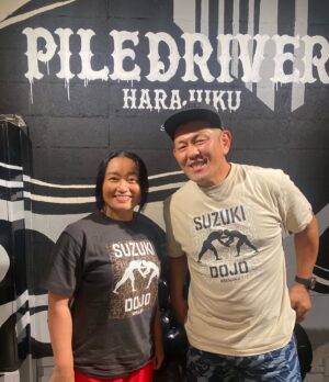 Meiko Satomura Instagram - パイルドライバー原宿へ‼️
鈴木みのるさんと【KAMINOGE】対談でした‼️
話せば話すほどレスラーとして惚れる💪
次号です⤴️ 2024/8/13
#SENJO #KAMINOGE #piledriver_harajuku