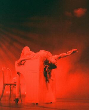 Melanie Martinez Instagram - 🍓🎂🤍𝖙𝖗𝖎𝖑𝖔𝖌𝖞 𝖙𝖔𝖚𝖗

using my one remaining brain cell to finally post some pics from this tour ☺️

haven’t processed just how precious this experience is yet,
creating this show, seeing your faces every night, performing with the most incredible humans🌷

NYC, I can’t believe we’re playing MSG for two nights in a row starting tomorrow…. at a loss for words 

Love y’all forever 💓
