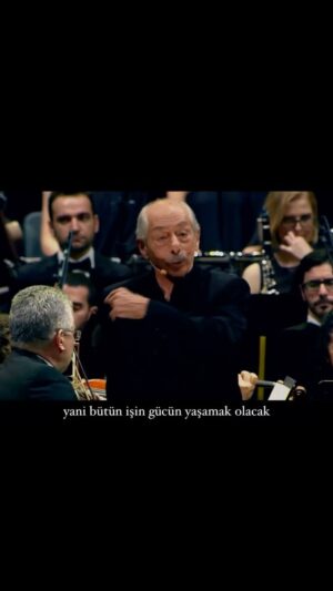 Melek Baykal Instagram - Türkiye büyük bir çınarını daha kaybetti 😢

Perde son kez kapandı… Sizi asla unutmayacağız! 

Tek hecesiz ELVEDA 👋 

#gencoerkal