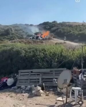 Melek Baykal Instagram - 😡Urla ( demirci koyu ) Allah siziiii……….yapsın… o yaptığınız mangal …….olsun😡reziller vicdansızlar vatan hainleri sizi😡