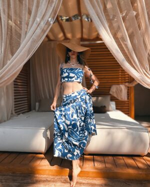 Melisa Akman Instagram - I wanna be the air and the water. 🪽🌊
@muun.shop 💙