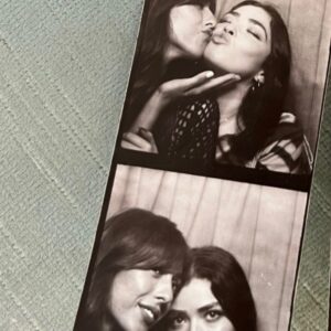 Melissa Collazo Instagram - 🐒🍸