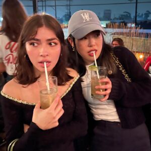 Melissa Collazo Instagram - 🐒🍸