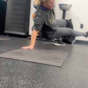 Melissa Joan Hart Instagram - When your workout gets wild! Happy 1 year Anniversary @bft_brentwood !!