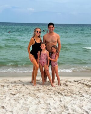 Melissa Ordway Instagram - Good times and tan lines 🏝️