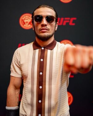 Melsik Baghdasaryan Instagram - Proud to be a part @ufc ✊🏻Future is bright🔥 @danawhite  @howlerheadwhiskey 👌🏻
