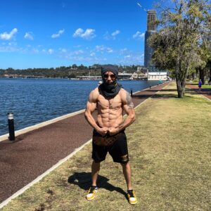 Melsik Baghdasaryan Instagram - 🦘
#UFC284  #MelsikTheGun 🔫