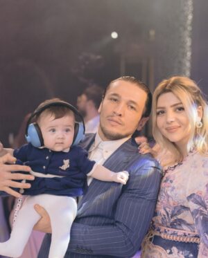 Melsik Baghdasaryan Instagram - La familia♡