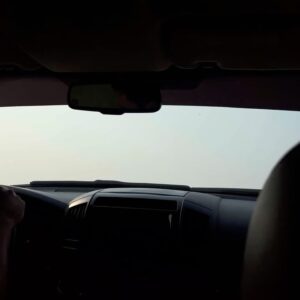 Melyssa Pinto Instagram - Publi. Nuestro último día en Abu Dhabi no ha podido ser mejor. Una de las mejores experiencias que hemos vivido en estos días sin duda. Volando el desierto en jeep, viendo uno de los atardeceres más bonitos que he visto en mi vida y disfrutando de espectáculos locales con una cena deliciosa en el campamento de @desertrosetourism Gracias por tanto, volveremos 🤍 @visitabudhabi #InAbuDhabi