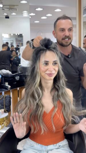 Menna Samaha Instagram - Hair color @mohamedelsoury_ ⚪️⚫️
Hair style @ward_al_moahed 🔥❤️
The Best Videographer @mohamedyahiia_ 📸☝🏻
@curls.by.mohamedelsoury ⚪️⚫️⚪️
@menna_samaha 👸🏼🤍