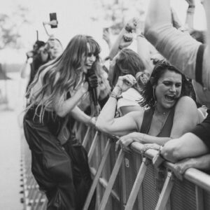 Merel Baldé Instagram - Bring me back

📸 @studiosunnysideup_