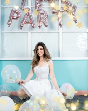 Merna Gamel Instagram - اكمل احتفالات ولا حلو كده ؟! 😁✨🌟🎉🍰🎈