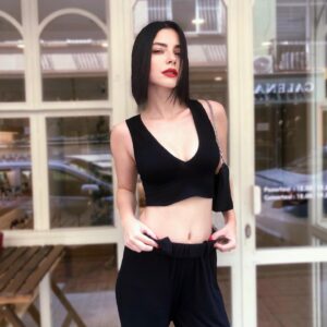 Merve Boluğur Instagram - New hair cut 🐚