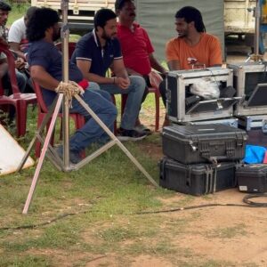 Michael Ajay Instagram - Brothers always supporting each other 🤝
@vinaygowdaactor on set of my movie shoot🔥

#michaelajay #manninamaga #vinaygowda #biggbosskannada #bbk10