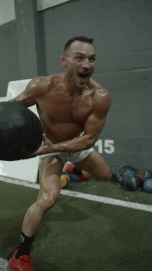 Michael Chandler Instagram - #workoutoftheday - you know you’re firing on all cylinders when even your miscues and messups work out in your favor. Having a blast with it. Flowin’ baby!
-
Walk On.
-
See you at the top!