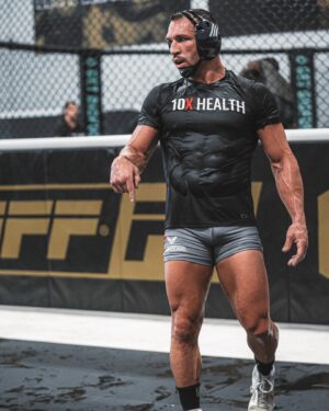 Michael Chandler Instagram - Your current workout is only as effective as your recovery from your last workout. Recovery is just as important as the work.
-
Walk On.
-
See you at the top!