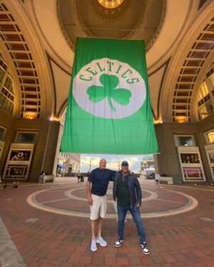 Michael Chiklis Instagram - Amazing trip to NYC and Boston this week! A little bit of business and a whole lot of pleasure! #grateful