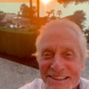 Michael Douglas Instagram - Well we’ve got another TGIF! It’s that time of the week. Hope all is good for everyone and you have a lovely lovely weekend! Sometimes it’s too hot some places, otherwise have a great great time! Lots of Love, MD