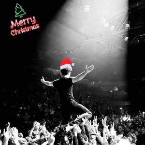Michaël Grégorio Instagram - Joyeux Noël 🎄🎅🏻✨
Et à très vite sur la tournée !