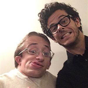 Michaël Grégorio Instagram - Mesdames et Messieurs,
Le seul et l’unique, pour toujours, mon camarade Guillaume Bats 🤍✨

photo : Bruno Gilles